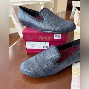 Munro Barb Metallic Blue Slip-On Loafers